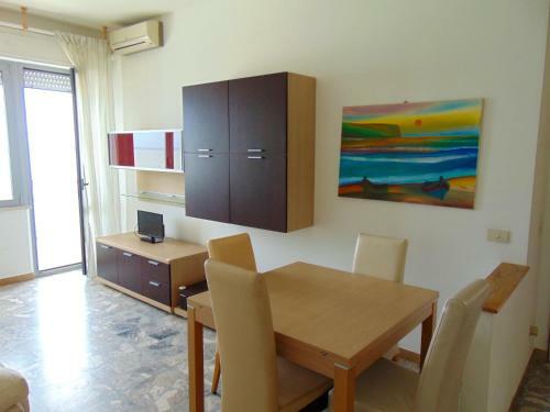 Apartamento M08 - Marcelli, Trilocale Fronte Mare Con Terrazzo