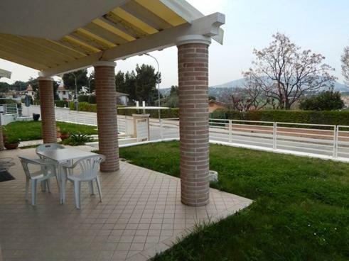 Apartamento M10 - Marcelli, Nuovissimo Bilocale Con Giardino