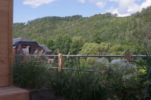 Hotel Logis Hostellerie De La Claire Fontaine