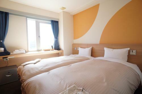 Toyron's Hotel Chitose