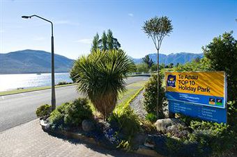 Te Anau Top 10 Holiday Park