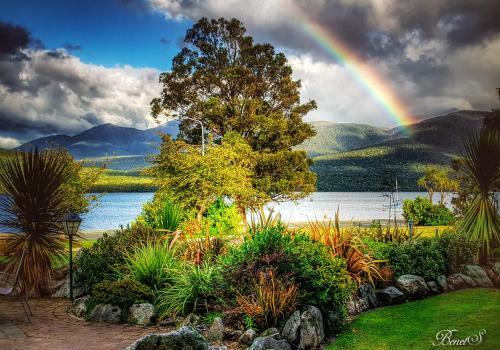 Fiordland Lakeview Motel And Apartments