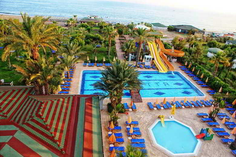 Caretta Beach Hotel