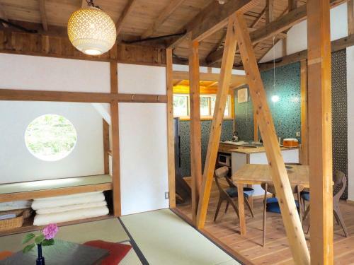 Oku Cottage