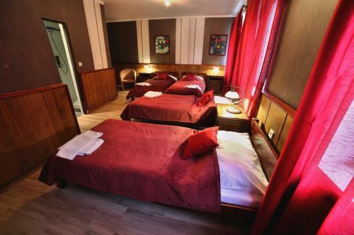 Hostal Penzion Benatky