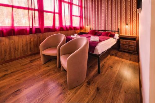 Hostal Penzion Benatky