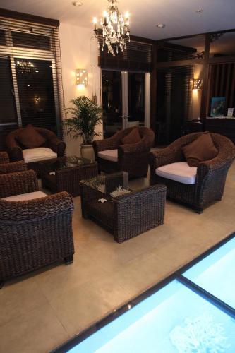 Hotel Kerama Terrace
