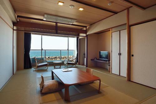 Kaike Seaside Hotel