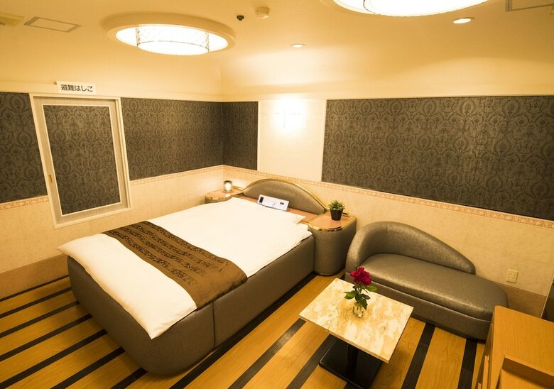 Hotel Metro (adult Only)