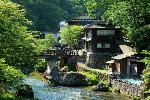 Osawa Onsen Sansuikaku
