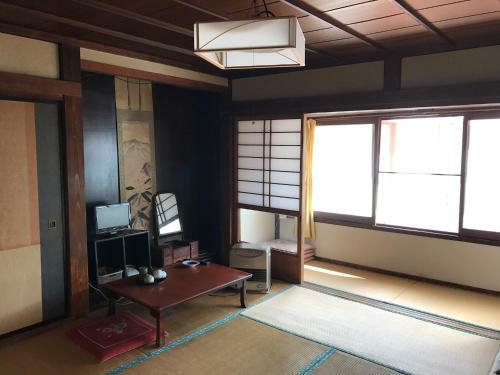 Niko Ryokan