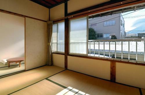 Fujiyoshida Youth Hostel