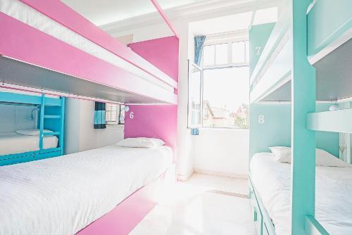 Blue Boutique Hostel & Suites