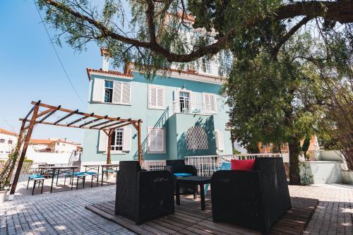 Blue Boutique Hostel & Suites