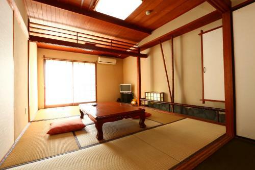 Hotel Hunagoya Takatori Ryokan