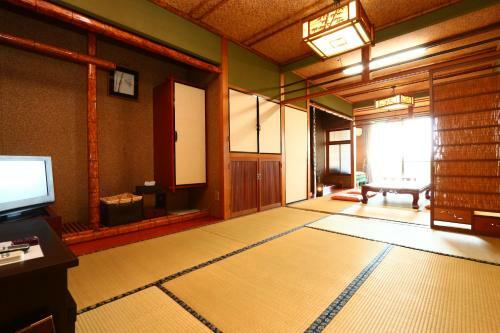 Hotel Hunagoya Takatori Ryokan
