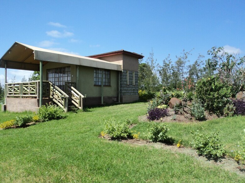 Hostal Sangare Gardens