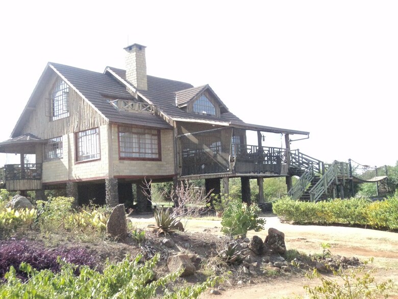 Hostal Sangare Gardens