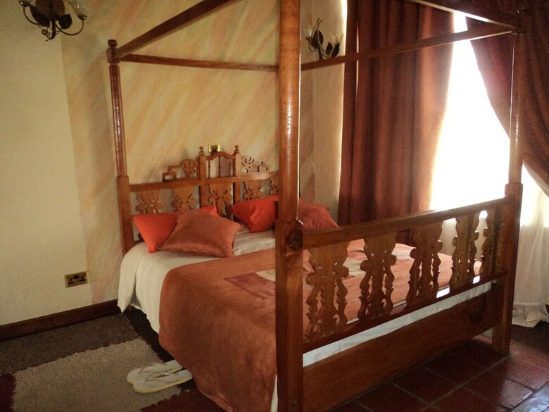 Hostal Sangare Gardens