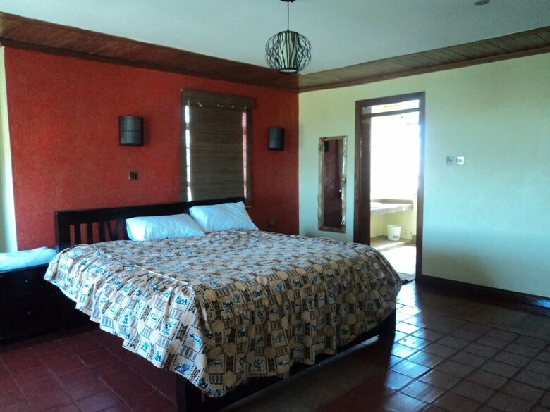 Hostal Sangare Gardens