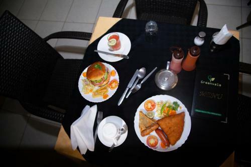 Greenvale Hotel