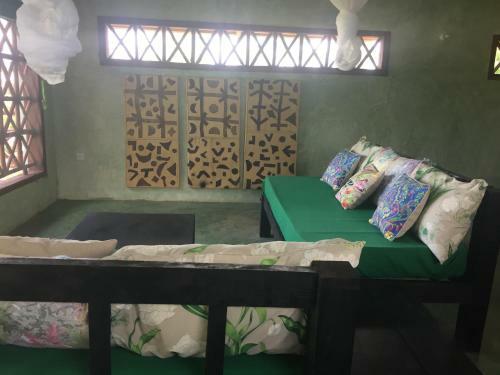 Lodge Eagle Camp Mida Creek