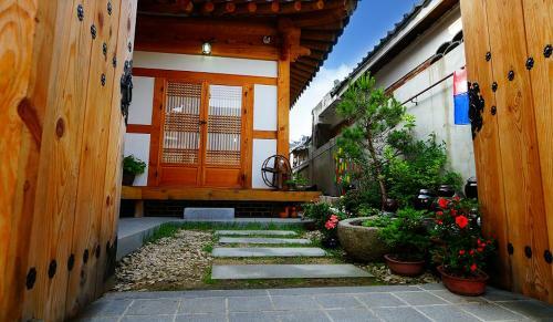 Hostal Beautiful House