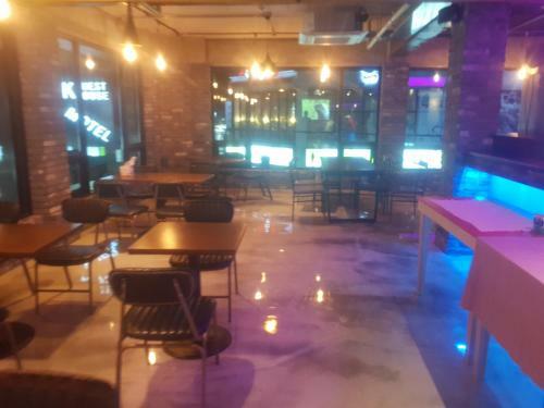 Hostal K Guesthouse