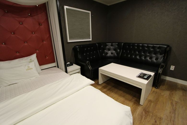 Hotel Louis.j