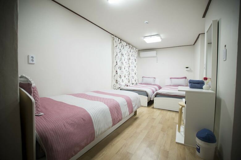 Hostal Jeong House