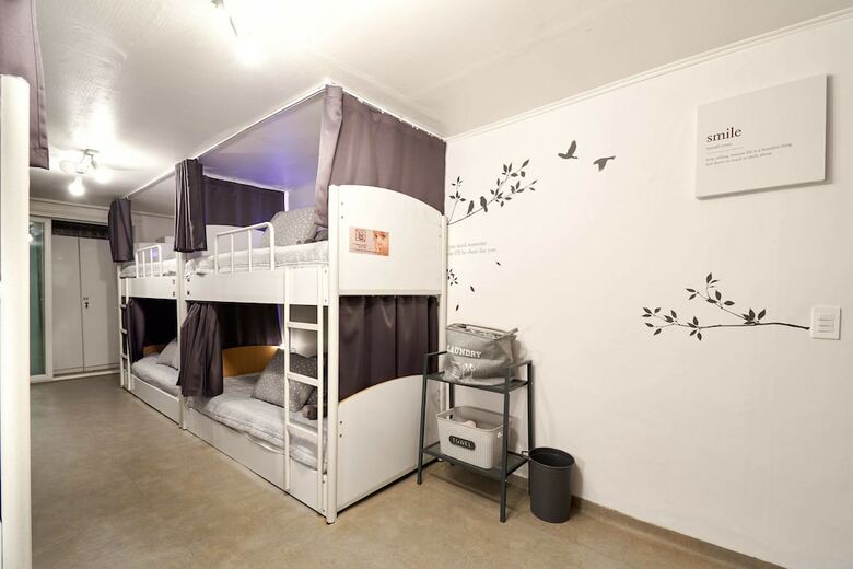 Hostal Jun Guesthouse