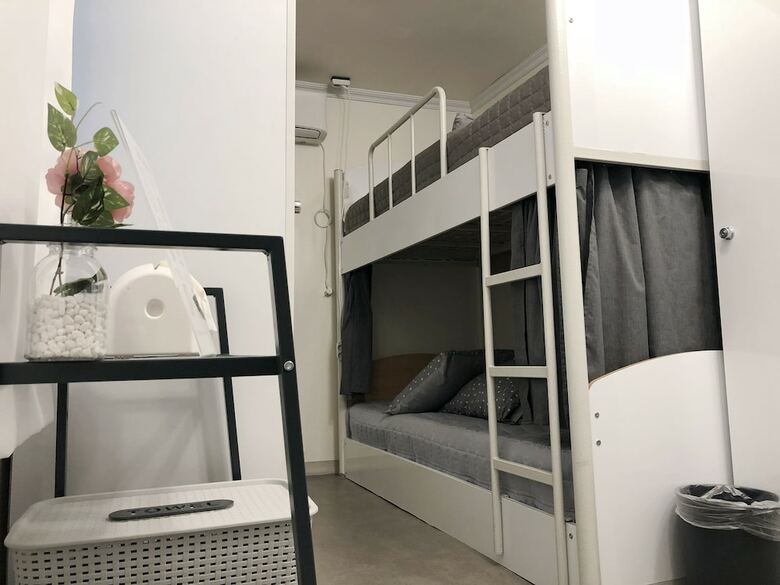 Hostal Jun Guesthouse