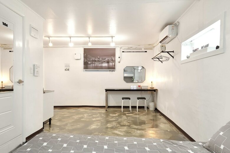 Hostal Jun Guesthouse
