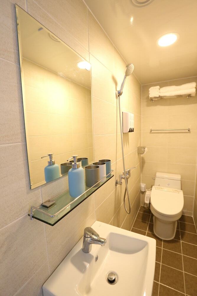 Philstay Myeongdong Central Hotel
