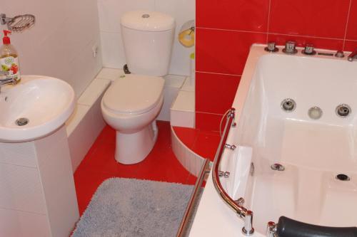 Apartment On Dostyk 162