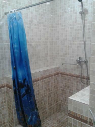 Hostel64