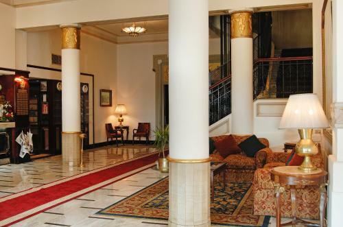 Cecil Alexandria Hotel