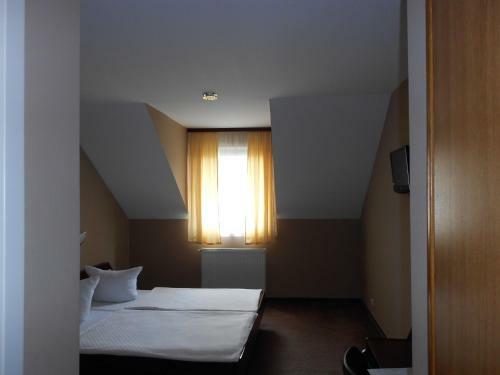 Hostal Pension Lan