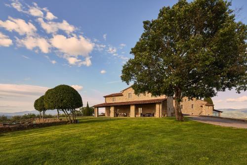 Battifolle-ruscello-poggiola Villa Sleeps 8 Pool