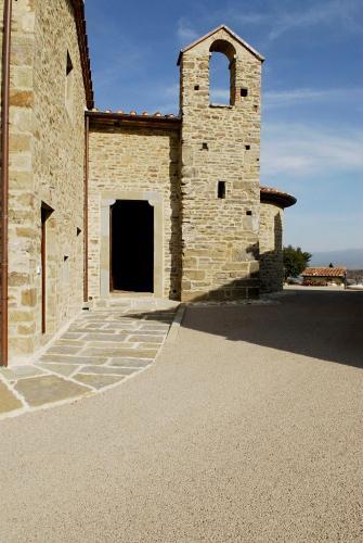 Battifolle-ruscello-poggiola Villa Sleeps 8 Pool