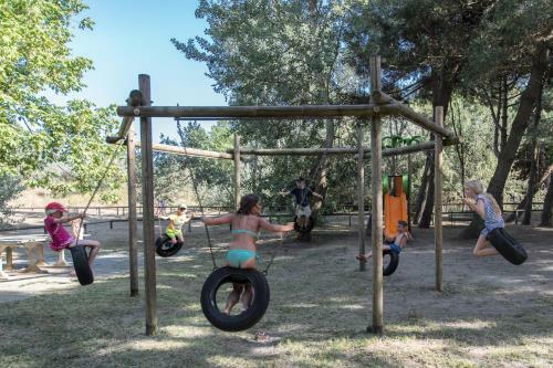 Camping Mare E Pineta