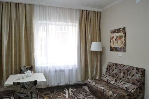 Arman Hotel