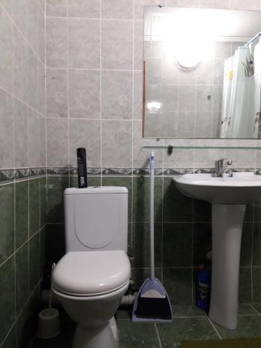 Apartment On 9-y Mikrorayon 25