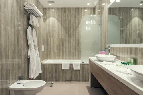 Hotel Wyndham Garden Astana
