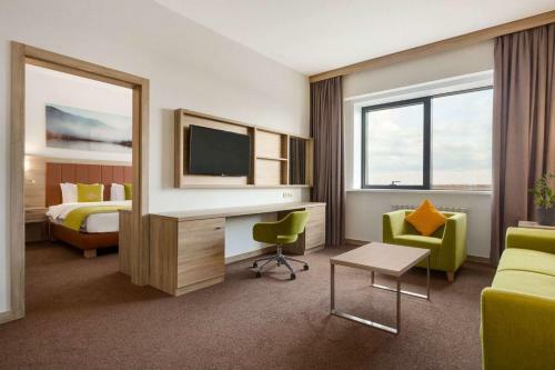 Hotel Wyndham Garden Astana