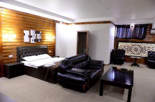 Pride Hotel