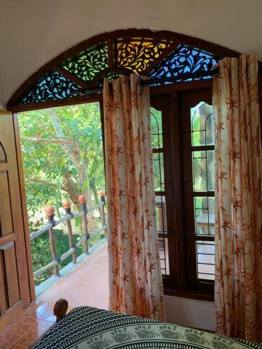 Shadow Lake Villa