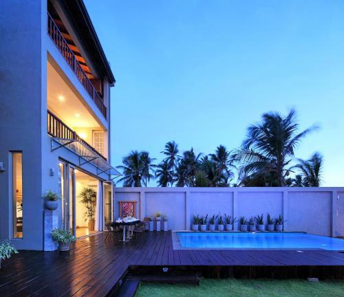 Hotel Happy Elephant
