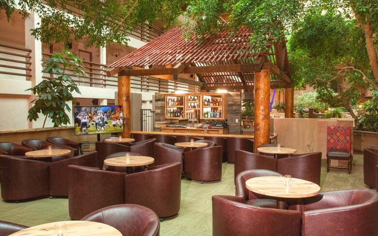 Hotel Canyon Plaza Resort