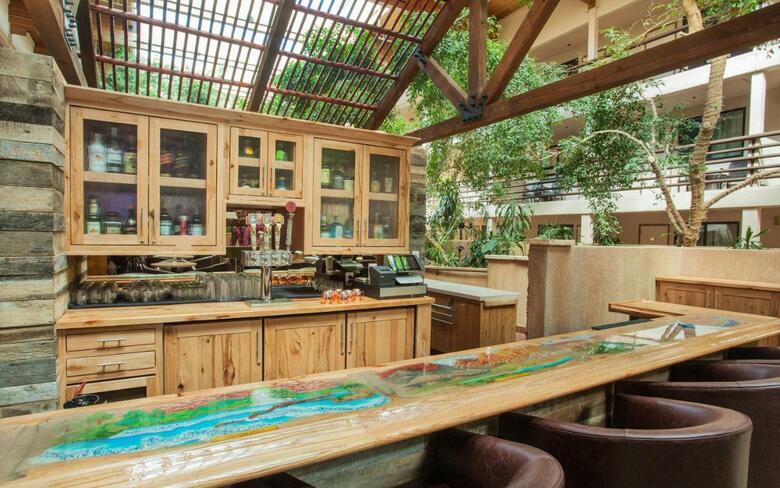 Hotel Canyon Plaza Resort